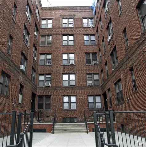 Get a great Bronx, NY rental on Apartments. . The bronx apartments